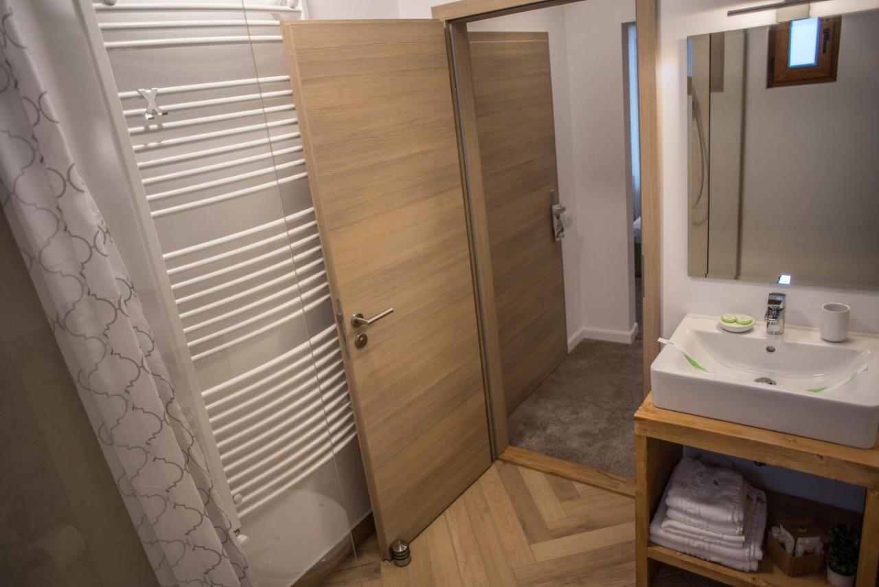 Boga Rooms Sinaia Exterior photo
