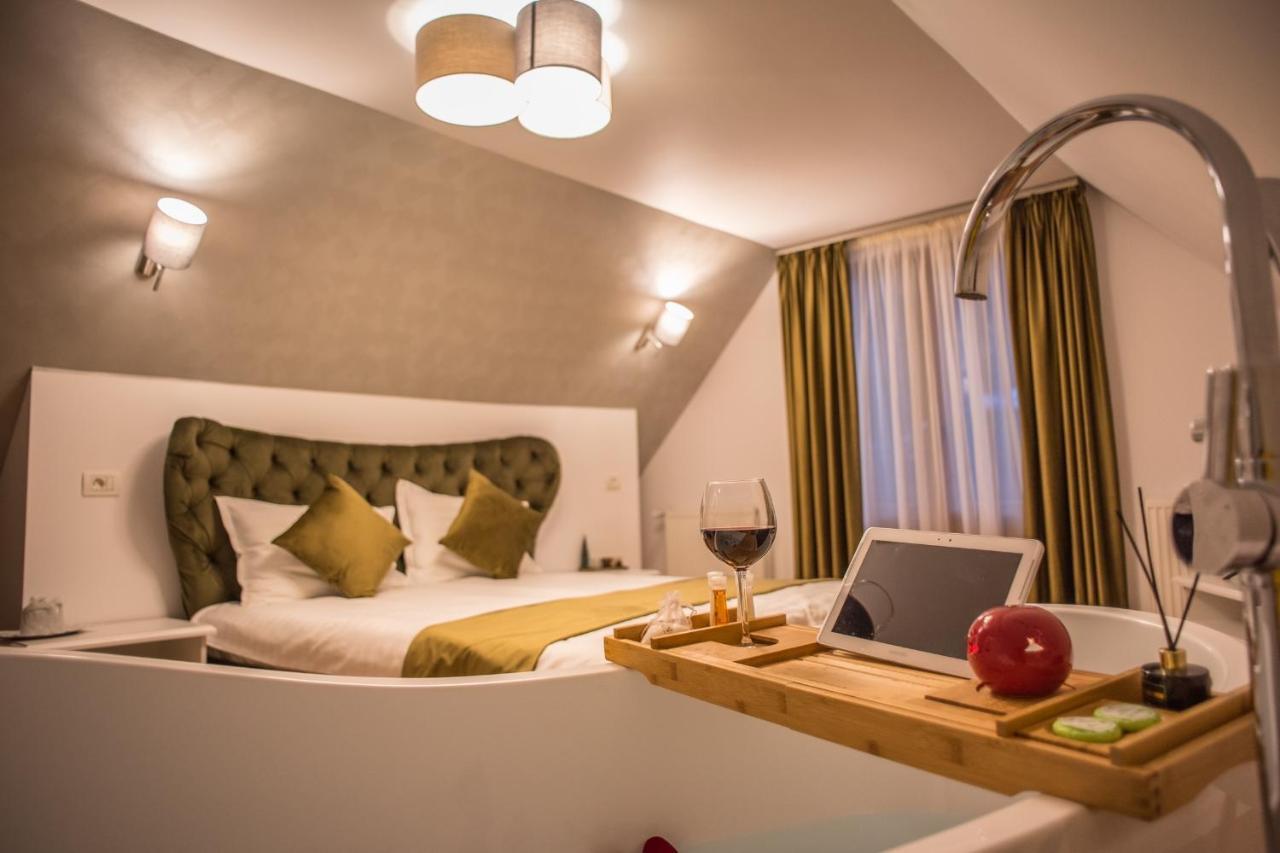 Boga Rooms Sinaia Exterior photo